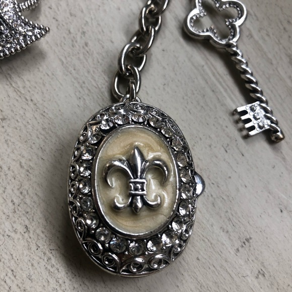 Spring Street ..... key chain - Picture 6 of 16